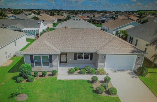 Charlotte House | Golf cart included
