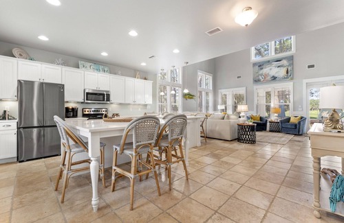 Laurel Grove House | Golf Cart ~ Private Porch ~ Family Friendly