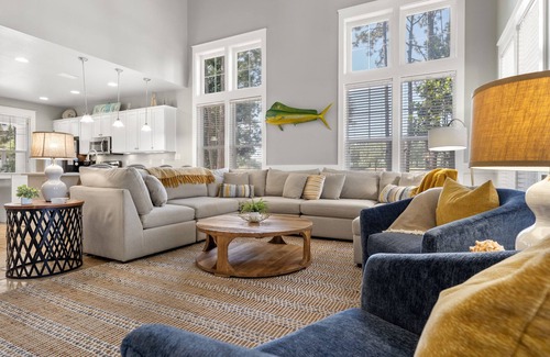 Laurel Grove House | Golf Cart ~ Private Porch ~ Family Friendly