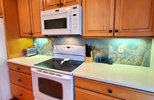 Oceanmarsh Subdivision House | Golf Cart/Walk to Beach near 2 Pools, Tennis and Clubhouse