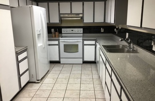 Bullhead City House | "Golf Club Nest" Chapparral Country Club Golf Course. 3 bedrooms, 2 baths home