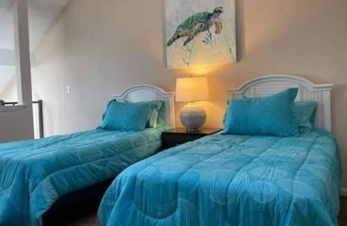 Little River Condo | Golf Colony Resort condo near Myrtle Beach