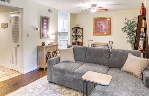 Hot Springs Village House | Golf Getaway w/9 Courses + Walk to Lake DeSoto