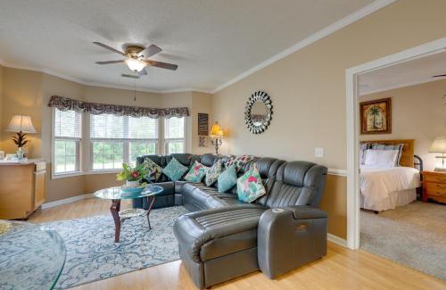 Red Hill Apartment | Golf Getaway with Pool Access in Myrtle Beach!