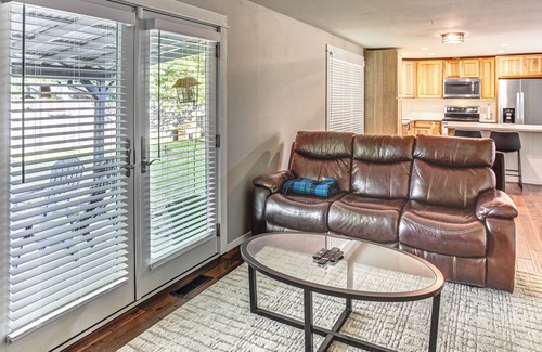 East Port Orchard House | Golf, Hike, Dine & Relax: Home in Port Orchard