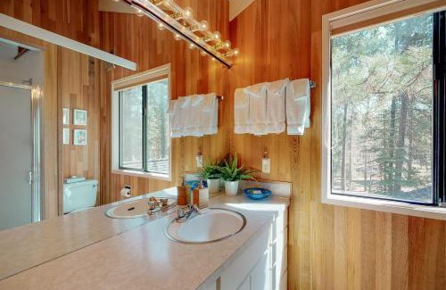 Black Butte Ranch House | Golf Home 53