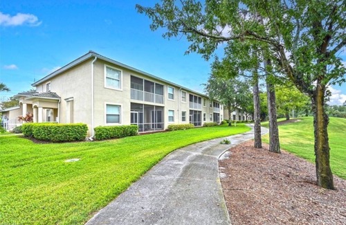 Naples Villa | Golf Paradise - Cypress Woods Country Club