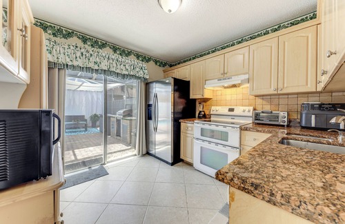 Whisper Walk House | Golf & Shop: Gem w/Private Pool in Boca Raton