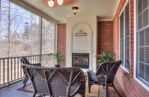 Evans House | Golf tournament rental
