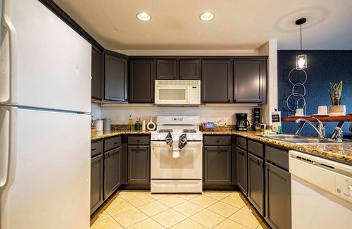Reunion Apartment | Golf View - Reunion Escape for 4