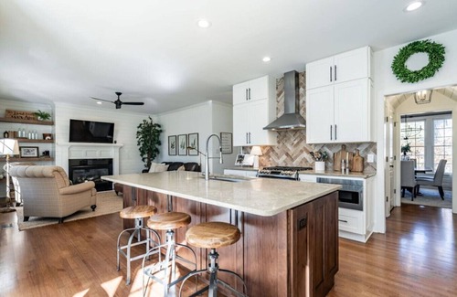Wake Forest House | Golf Views and Family Barbecues