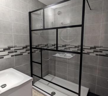 Golfe Juan Apartment | Golfe Juan grand 2 pièces proche plage et Cannes