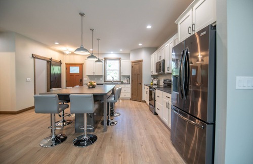 Rome House | GOLFER'S PARADISE, MINUTES FROM SAND VALLEY GOLF RESORT
