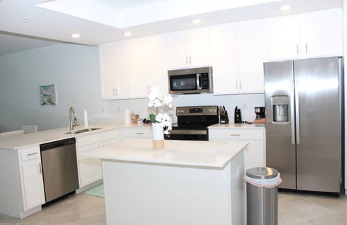 Immokalee Apartment | Golfing, HOA Pool, Pickleball Courts, and Family Fun