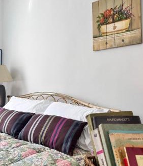 Uscio Apartment | GolfoParadiso Uscio bombon - PellicceriaSuperior