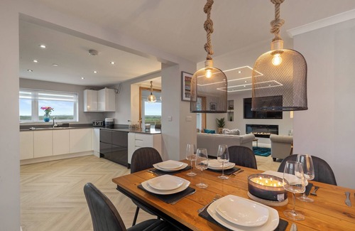 Saundersfoot Cottage | Golwg Y Môr - Sea View Cottage with Hot Tub
