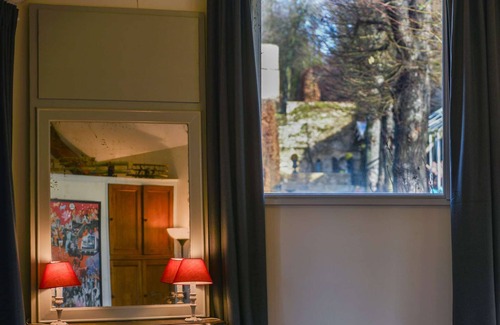 Noisy-le-Roi Villa | Gondi apartment - 4 rooms (approx. 100m2) on the first floor