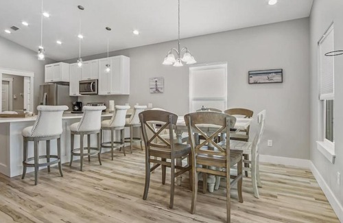 Laguna Beach Estates House | GONE COASTAL