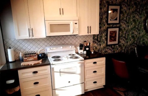 Lanark Village Condo | Gone Fishing 2, Close to Coast Cottage