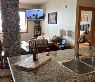 Big White Ski Resort House | Gone Ski 'Inn