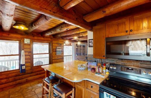 Moneta House | Good Lake Times