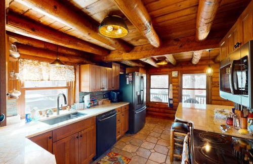 Moneta House | Good Lake Times