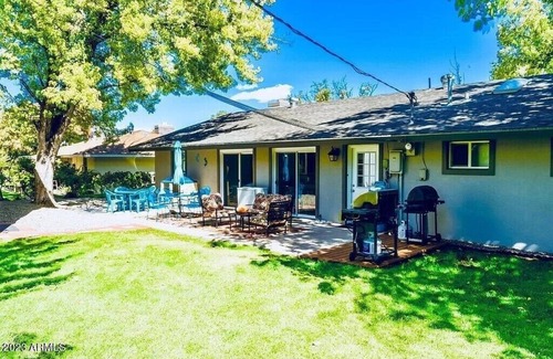 Page House | Good Life on Elm - 4 BR Home Near Lake Powell + Boat Parking
