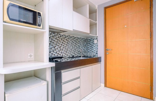Pondokcina Apartment | Good Location And Cozy Studio Margonda Residence 2 Apartment