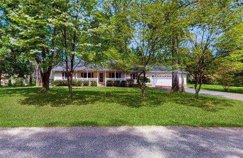 Bumpass House | Good Time Charli's