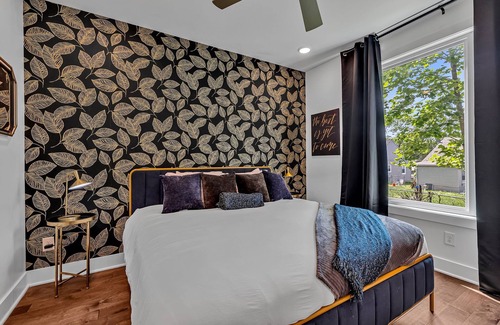 East Hill House | Good Vibes-Mins 2 Broadway -Bachelorette Paradise!