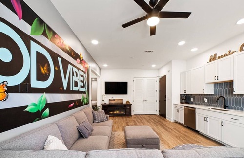 East Nashville Apartment | Good Vibes on Main/NEW/1 Mile to DTNash