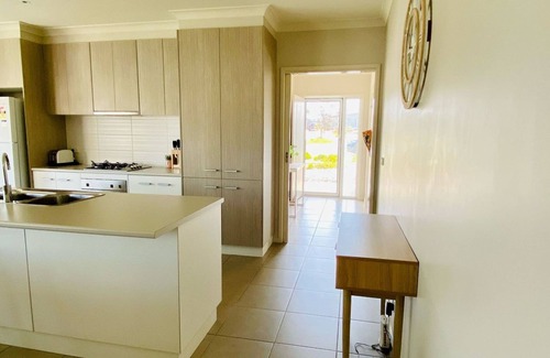 Inverloch House | Goodenia Vibes - Inverloch