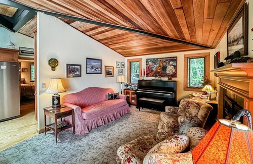 Old Forge House | Goodsell Lakeside Retreat