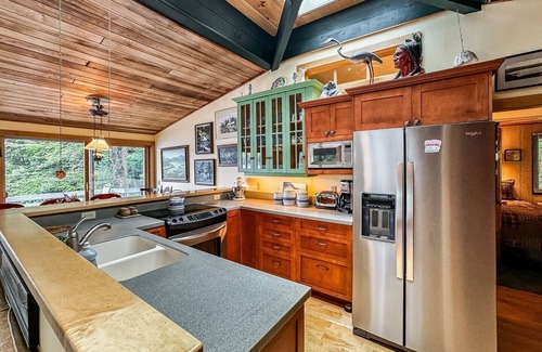 Old Forge House | Goodsell Lakeside Retreat