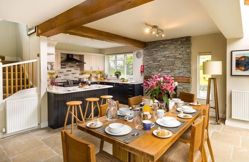 Grasmere House | GOODY RAISE, family friendly, with open fire in Grasmere