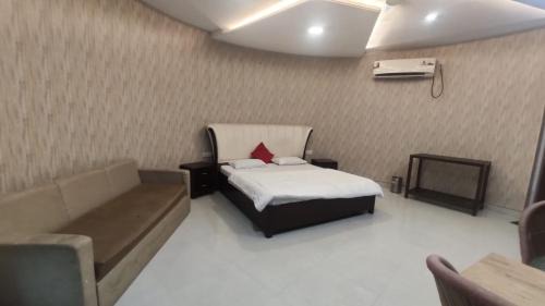 Jabalpur Hotel | Gopala Grand