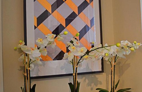 North End Apartment | Gorgeous 2 bed best North End location w parking