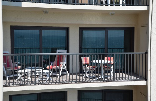 Belleair Beach Condo | Gorgeous 2 Bedroom, 2 Bath Beachfront Condo On Belleair Beach
