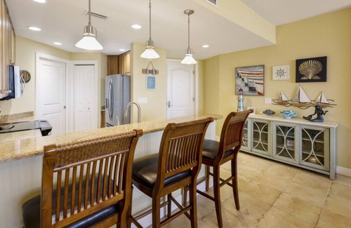 Cape Harbour Condo | Gorgeous 2 bedroom 2 bath Sunset view condo overlooking Cape Harbour Marina