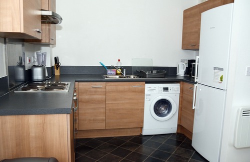 Leytonstone Apartment | GORGEOUS 2 BEDROOM APARTMENT,SLEEPS 6