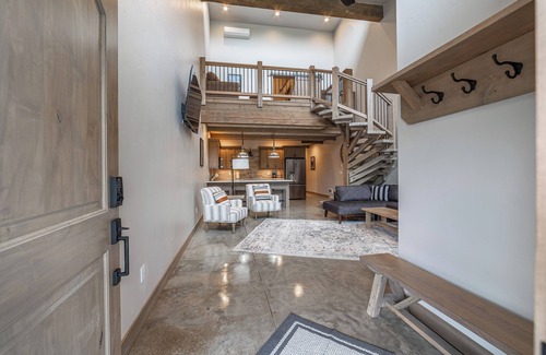 Coram Condo | Gorgeous 2bd/2ba Condo Near Glacier Park w/King Beds,Full Kitchen &Hot Tub- #1-2