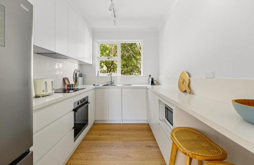 Manly Apartment | Gorgeous 3-Bed Manly Pad Short Walk to the Beach