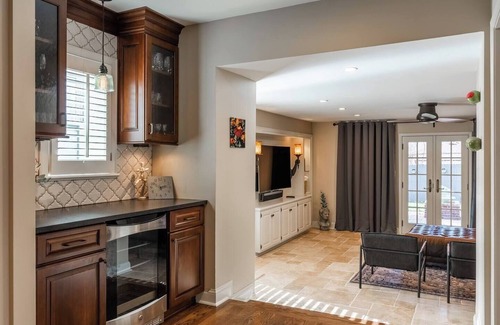 Ward Parkway House | Gorgeous 3 Bed Ward Pkwy Home 25