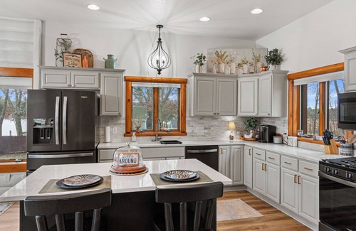 Wautoma House | Gorgeous 3-Bedroom Lake House on Silver Lake in Wautoma, WI