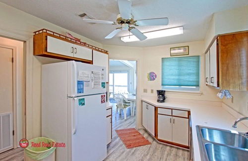 Southpointe House | Gorgeous 3 Bedroom, 2 Bath Gulf Front home just steps from the Gulf of Mexico