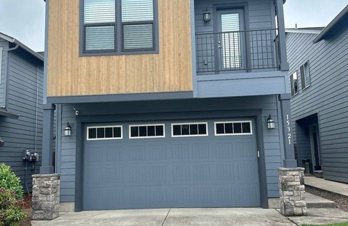Hockinson House | Gorgeous 3Br/2.5ba home in a quiet neighborhood with walking path & park.
