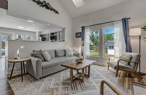 Northwest Colorado Springs House | Gorgeous 3BR b/t Garden of the Gods & the USAFA