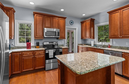 Wilmington House | Gorgeous 4 bd home with elevator and EV charger- NO cleaning fee!