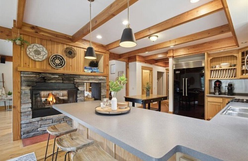 Fish Creek House | Gorgeous 4 bed/3ba home close to Fish Creek!
