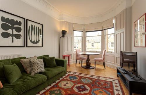 Marchmont House | Gorgeous 4 bed Apartment right beside the Meadows